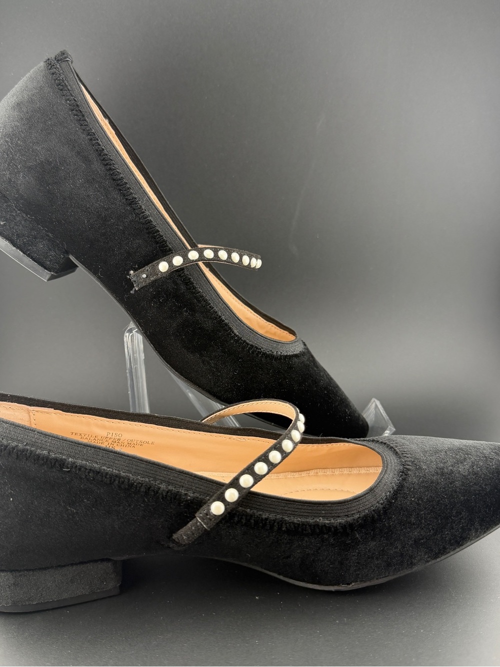 NWB Adrienne Vittadini Velvet Black Flats w/Pearls - Size 8.5 M Piso Mary Jane